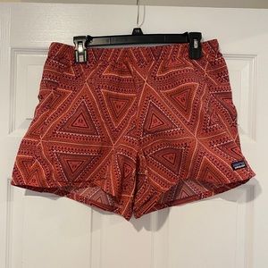 WOMENS PINK & ORANGE PATTERNED PATAGONIA SHORTS - M